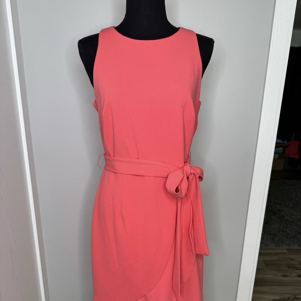 Shelby & Palmer Coral Belted Ruffle Dress Size 6‎